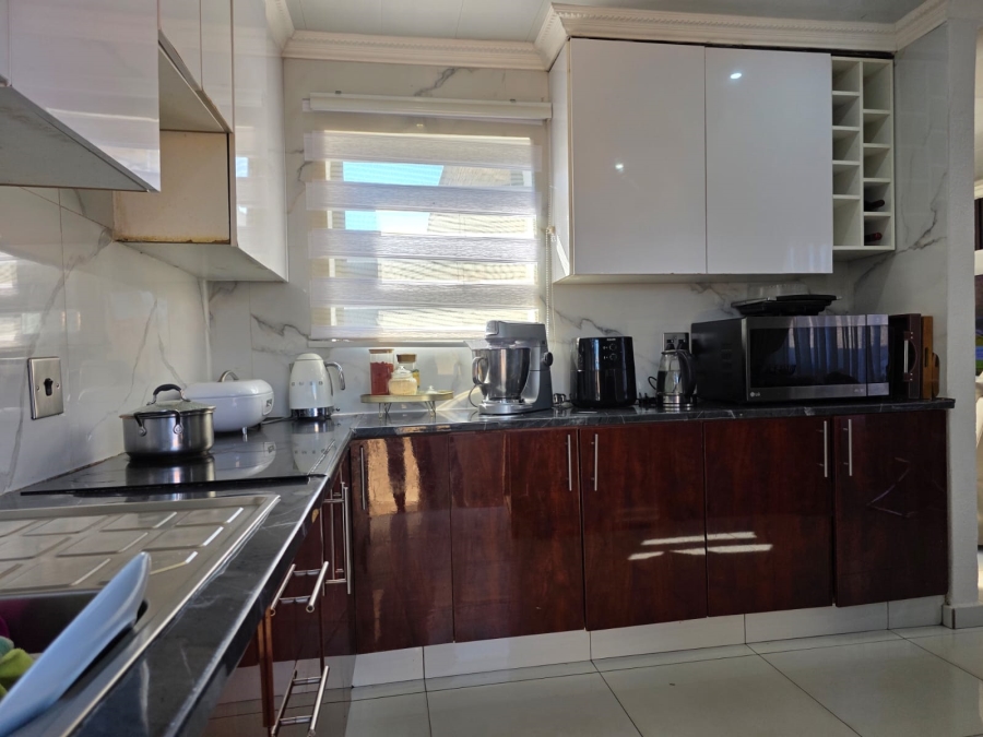 3 Bedroom Property for Sale in Groblerpark Gauteng