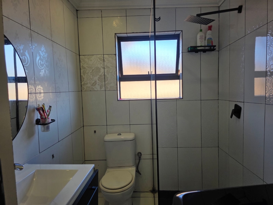 3 Bedroom Property for Sale in Groblerpark Gauteng