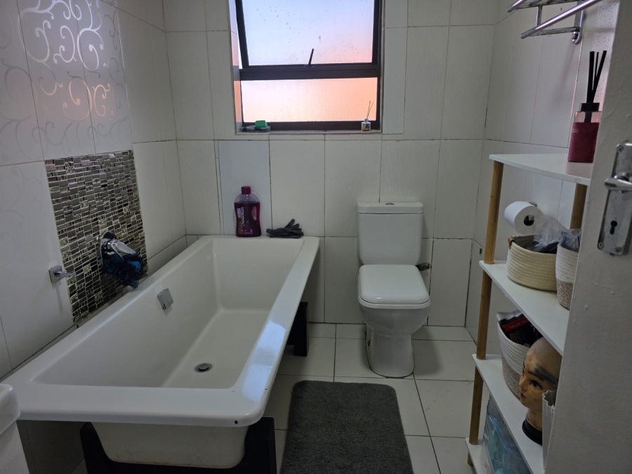 3 Bedroom Property for Sale in Groblerpark Gauteng