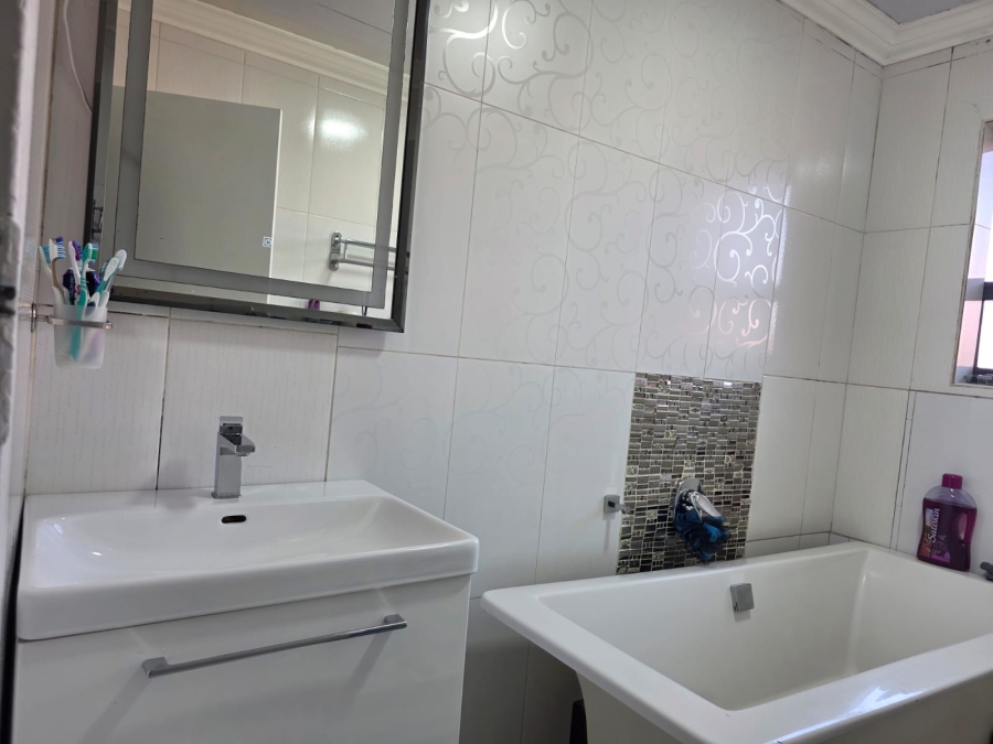 3 Bedroom Property for Sale in Groblerpark Gauteng