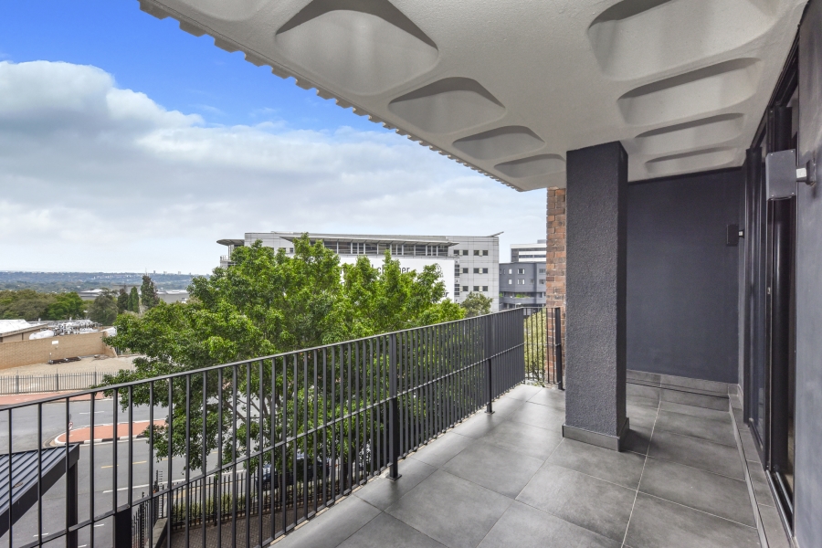 1 Bedroom Property for Sale in Sandton Central Gauteng