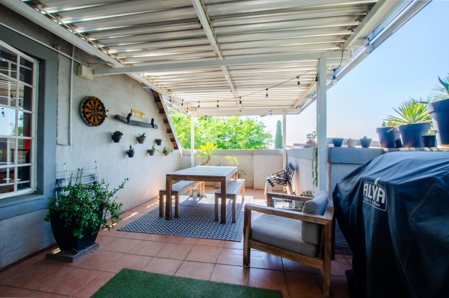 2 Bedroom Property for Sale in Rietvalleirand Gauteng