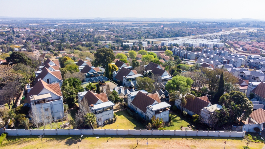 2 Bedroom Property for Sale in Rietvalleirand Gauteng
