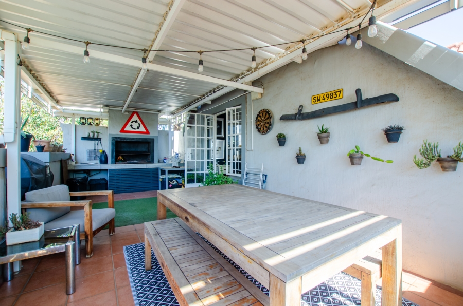 2 Bedroom Property for Sale in Rietvalleirand Gauteng