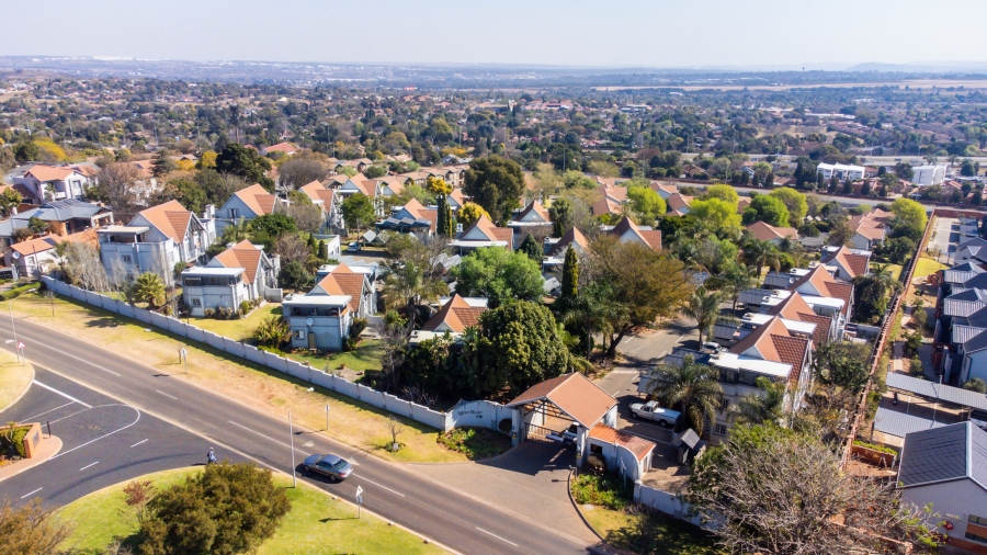 2 Bedroom Property for Sale in Rietvalleirand Gauteng