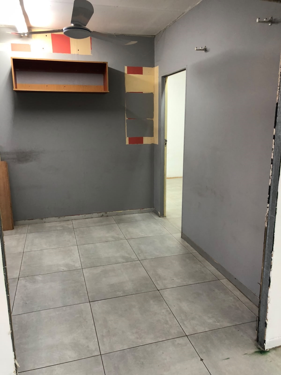 To Let Commercial Property for Rent in Laudium Gauteng