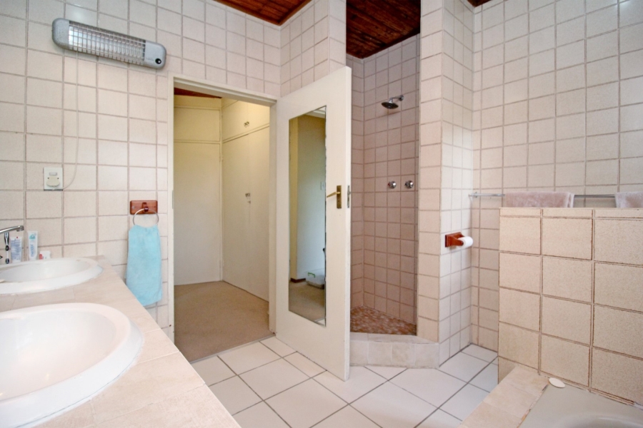3 Bedroom Property for Sale in Bryanston Gauteng