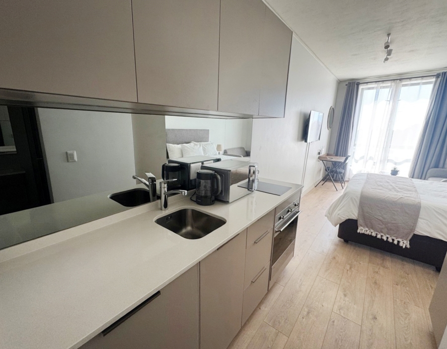 To Let 1 Bedroom Property for Rent in Rosebank Gauteng