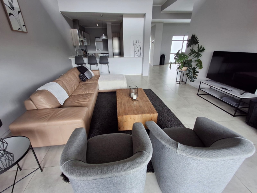 To Let 3 Bedroom Property for Rent in Oaklands Gauteng