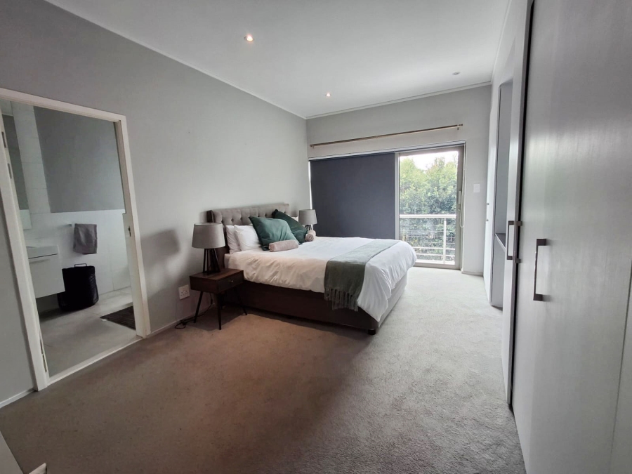 To Let 3 Bedroom Property for Rent in Oaklands Gauteng