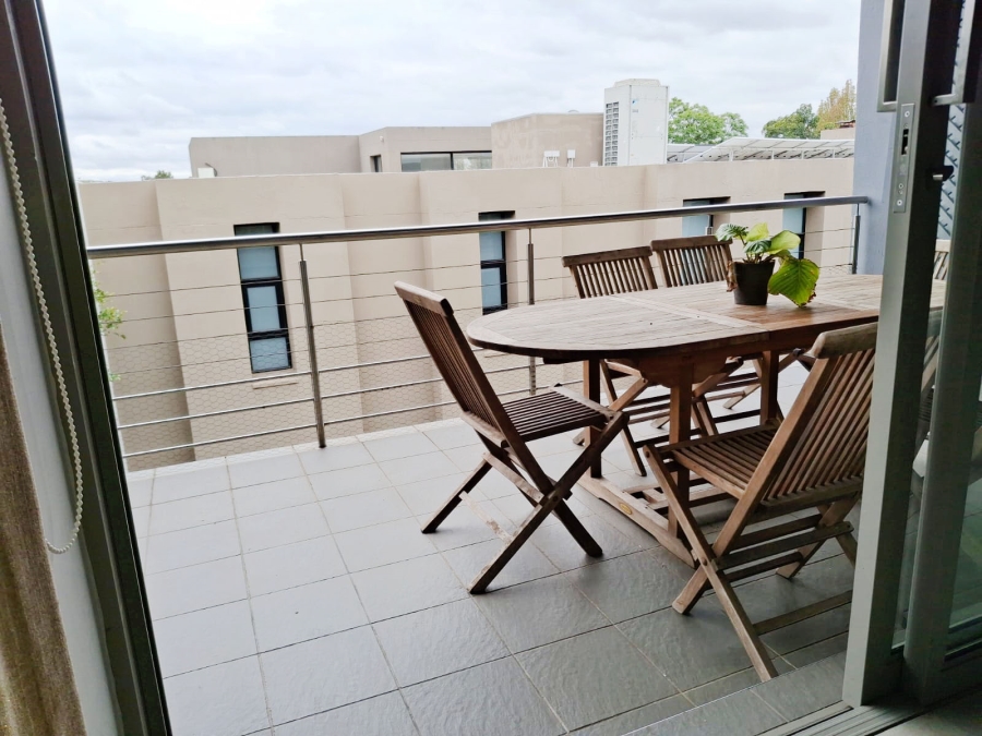 To Let 3 Bedroom Property for Rent in Oaklands Gauteng