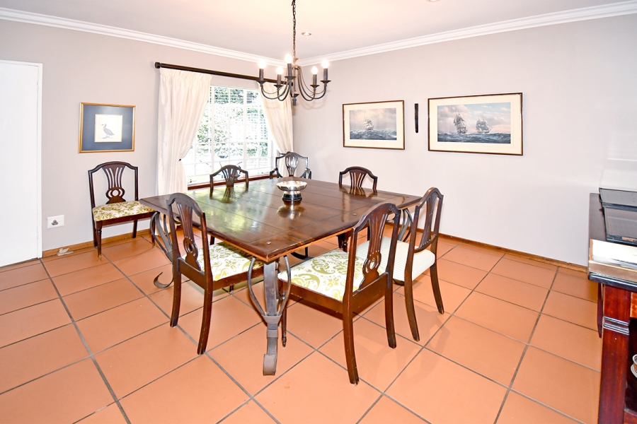 3 Bedroom Property for Sale in Hurlingham Manor Gauteng