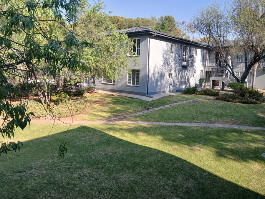 To Let 2 Bedroom Property for Rent in Randpark Ridge Gauteng