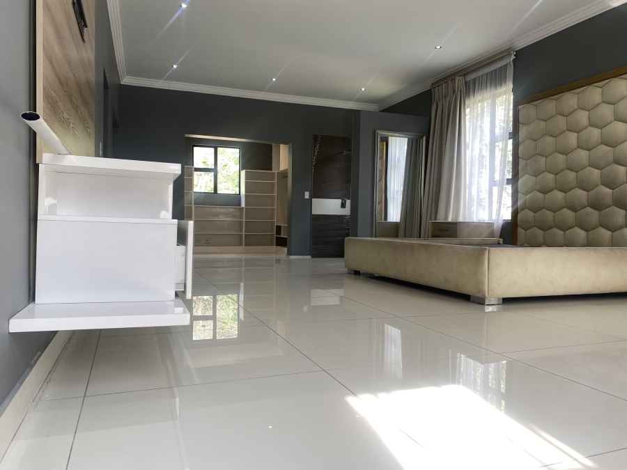 To Let 4 Bedroom Property for Rent in Fourways Gauteng