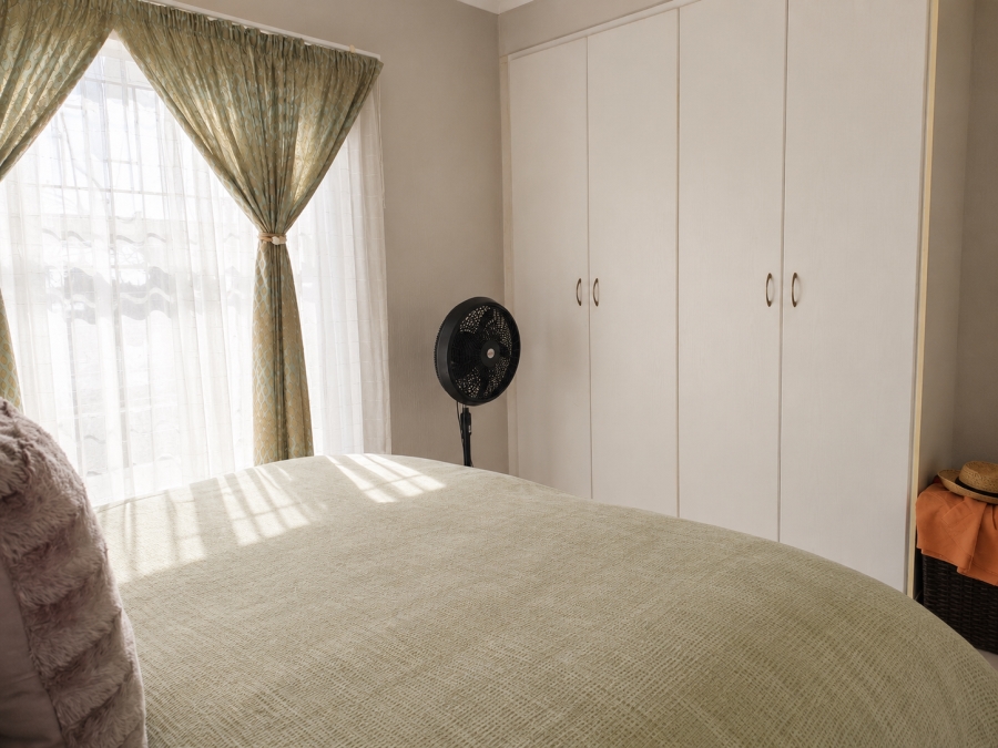 2 Bedroom Property for Sale in Paulshof Gauteng