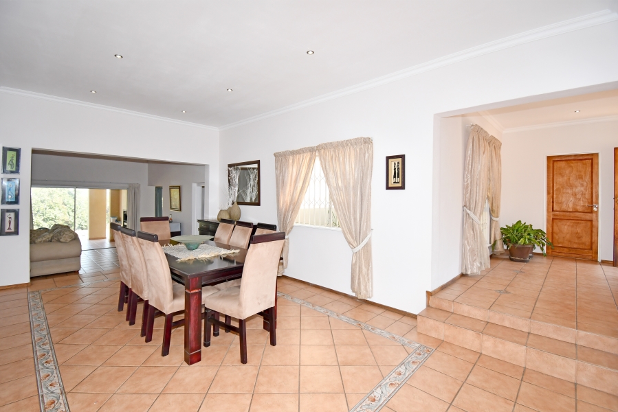 5 Bedroom Property for Sale in Chartwell Gauteng