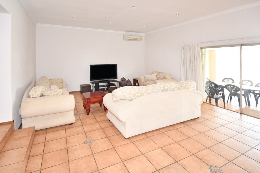 5 Bedroom Property for Sale in Chartwell Gauteng