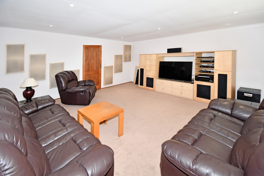 5 Bedroom Property for Sale in Chartwell Gauteng
