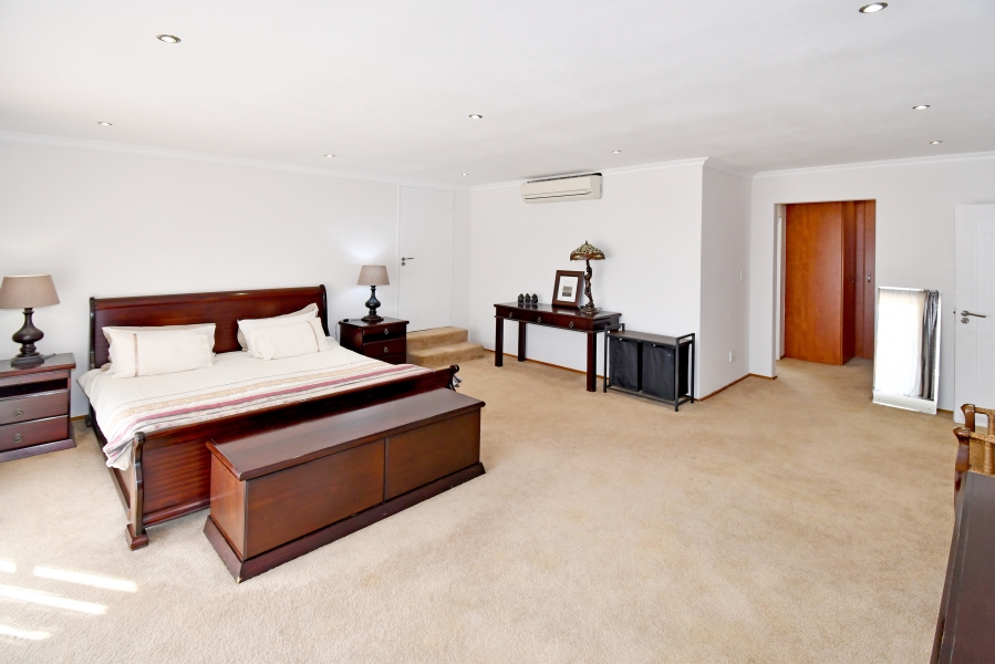 5 Bedroom Property for Sale in Chartwell Gauteng