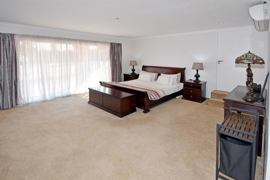5 Bedroom Property for Sale in Chartwell Gauteng