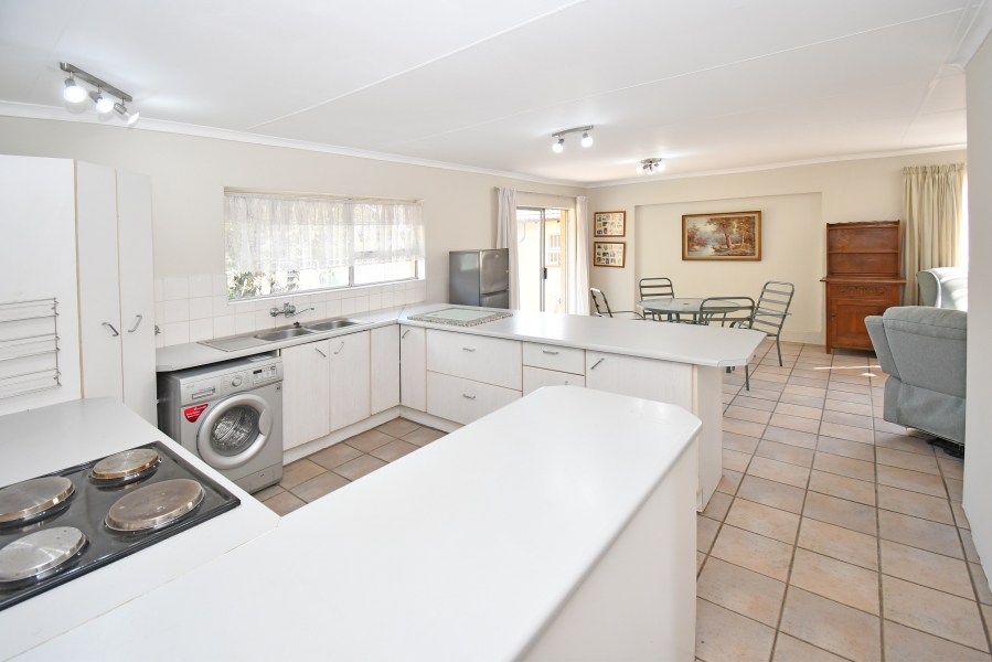 5 Bedroom Property for Sale in Chartwell Gauteng