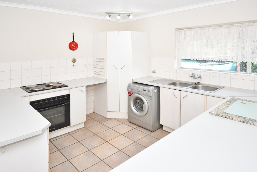 5 Bedroom Property for Sale in Chartwell Gauteng