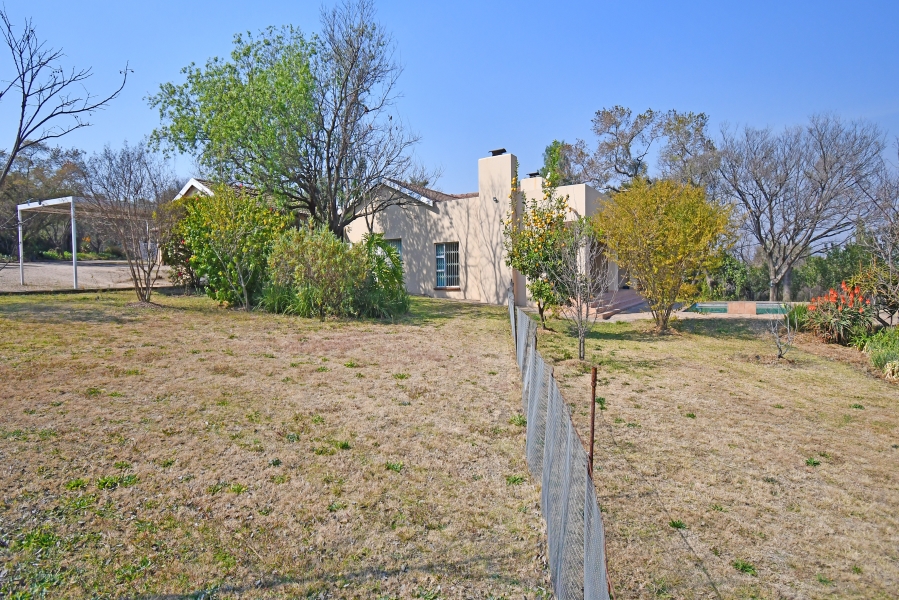 5 Bedroom Property for Sale in Chartwell Gauteng