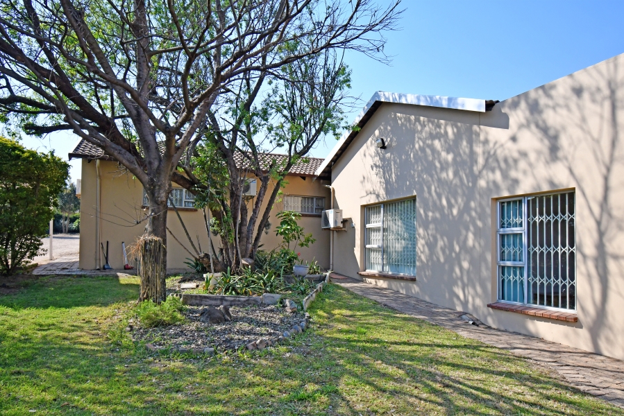 5 Bedroom Property for Sale in Chartwell Gauteng
