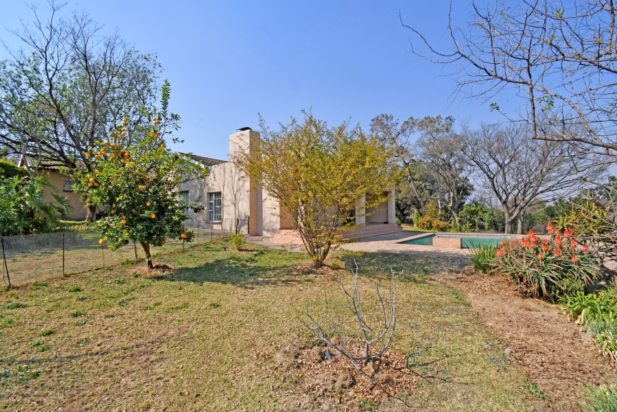 5 Bedroom Property for Sale in Chartwell Gauteng
