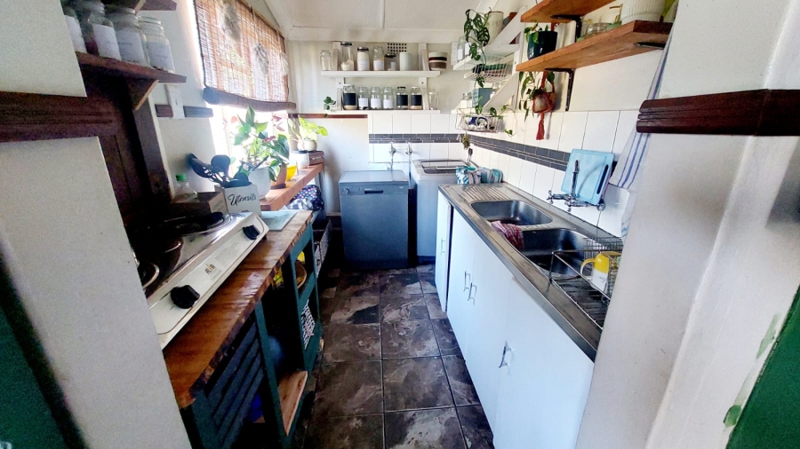 4 Bedroom Property for Sale in Loumarina A H Gauteng