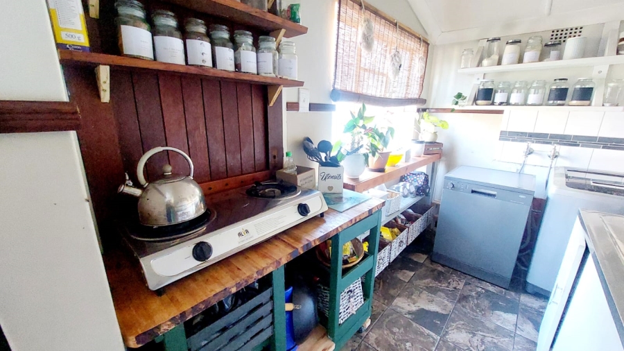 4 Bedroom Property for Sale in Loumarina A H Gauteng