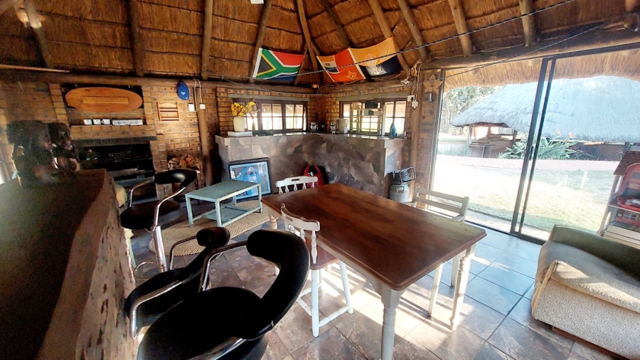 4 Bedroom Property for Sale in Loumarina A H Gauteng