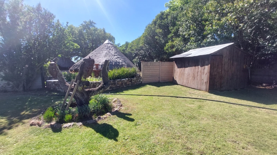 4 Bedroom Property for Sale in Loumarina A H Gauteng