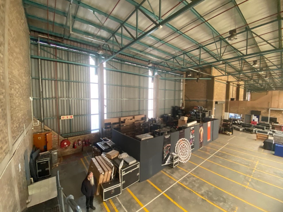 To Let Commercial Property for Rent in Randjespark Gauteng