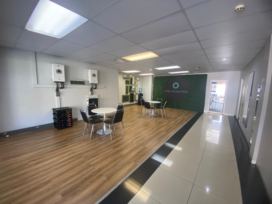 To Let Commercial Property for Rent in Randjespark Gauteng