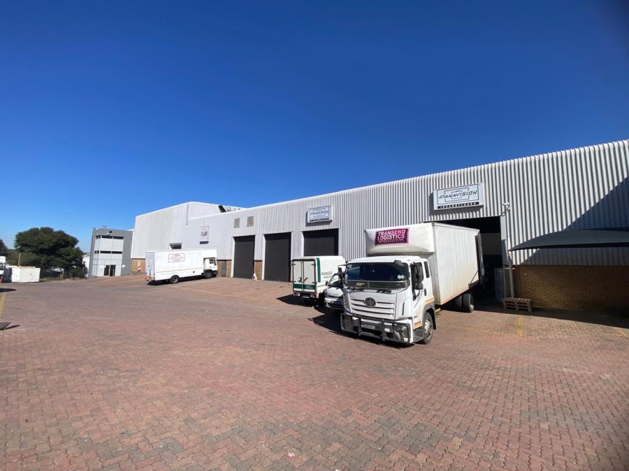 To Let Commercial Property for Rent in Randjespark Gauteng