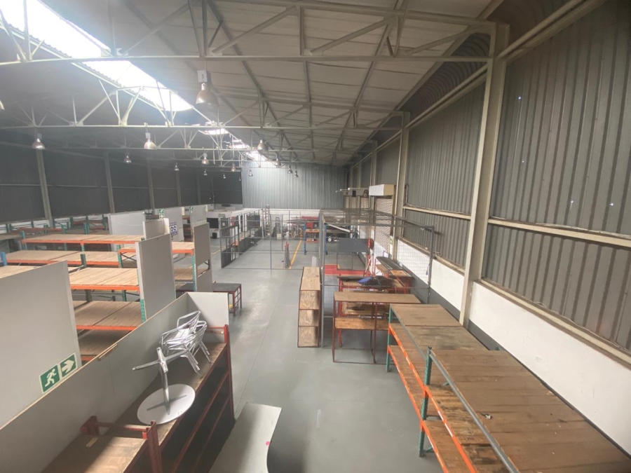 To Let Commercial Property for Rent in Randjespark Gauteng