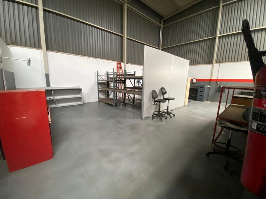 To Let Commercial Property for Rent in Randjespark Gauteng