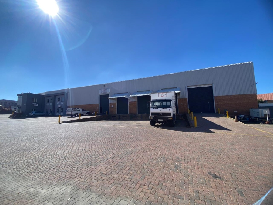 To Let Commercial Property for Rent in Randjespark Gauteng