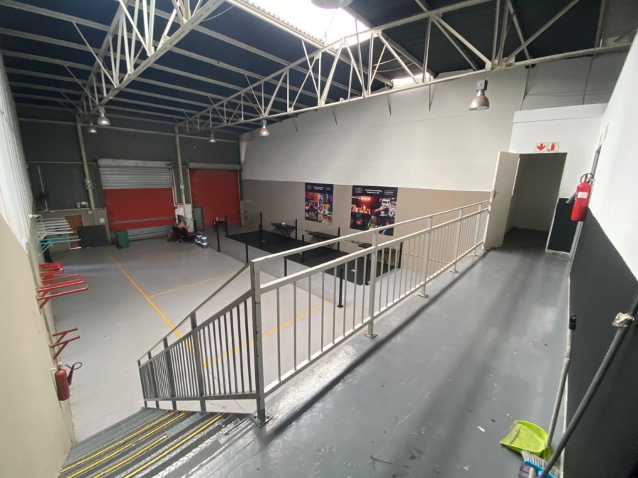 To Let Commercial Property for Rent in Randjespark Gauteng