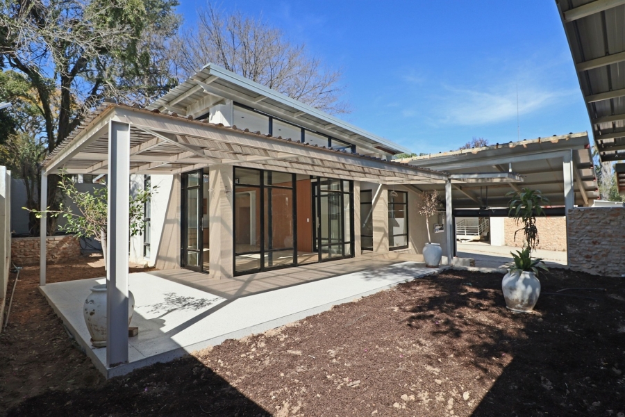 To Let 2 Bedroom Property for Rent in Bryanston Gauteng