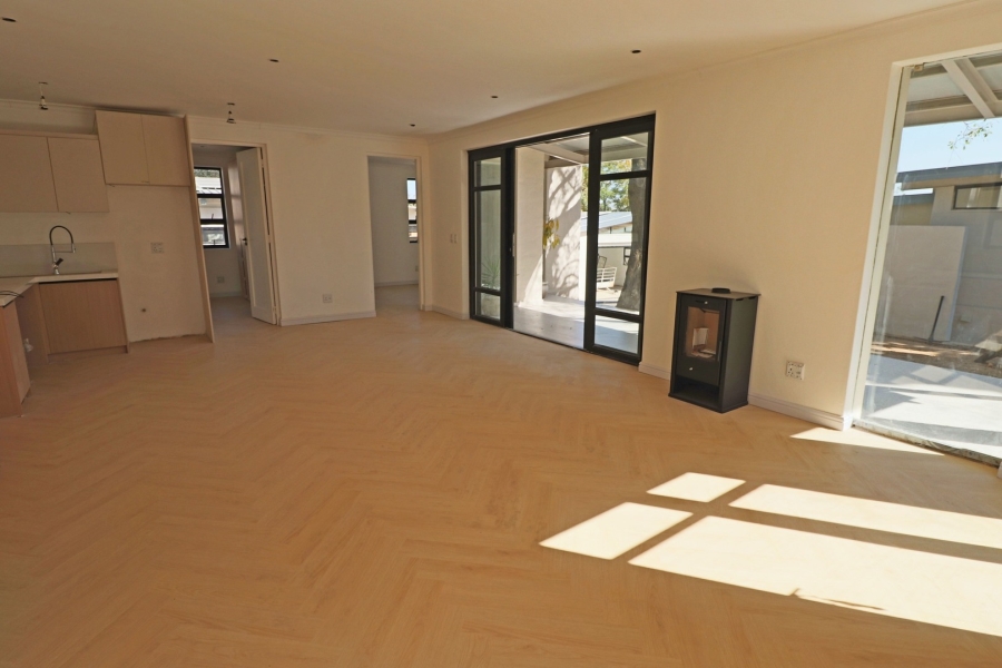 To Let 2 Bedroom Property for Rent in Bryanston Gauteng