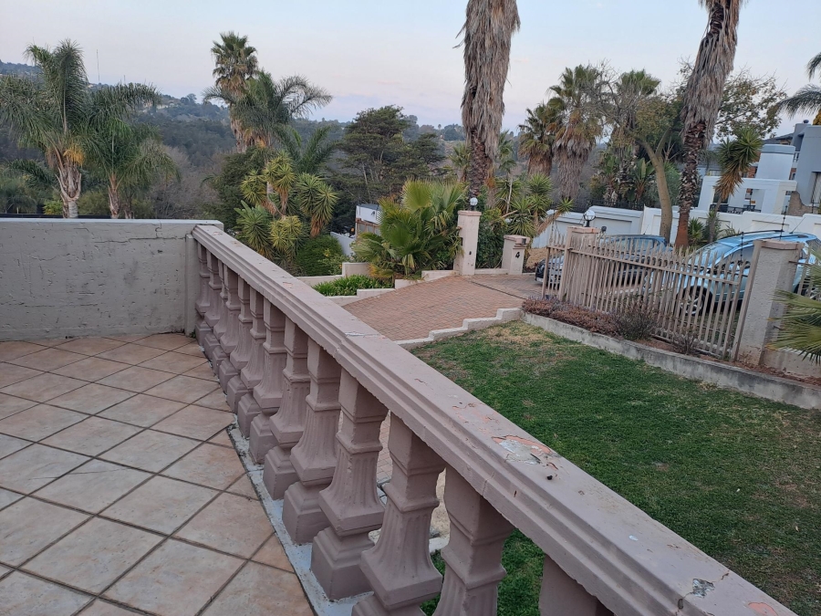 4 Bedroom Property for Sale in Rangeview Gauteng