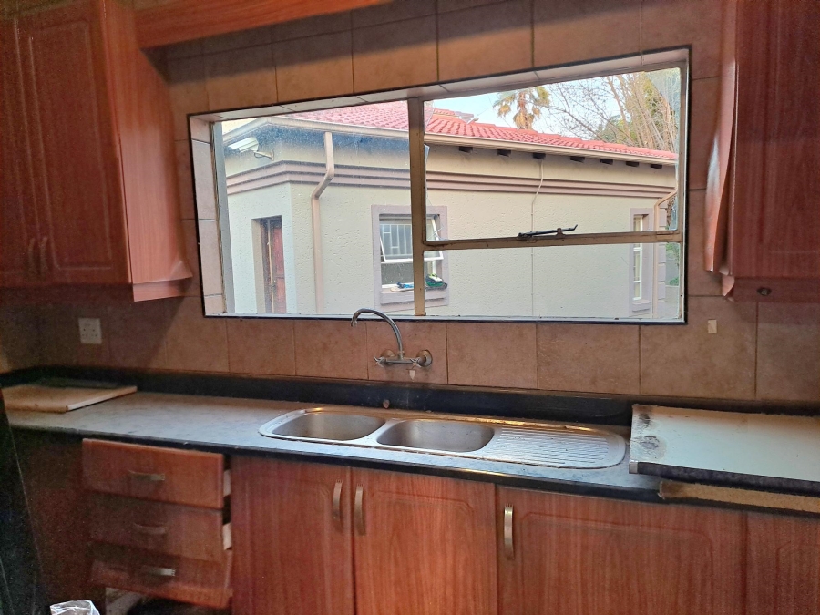 4 Bedroom Property for Sale in Rangeview Gauteng