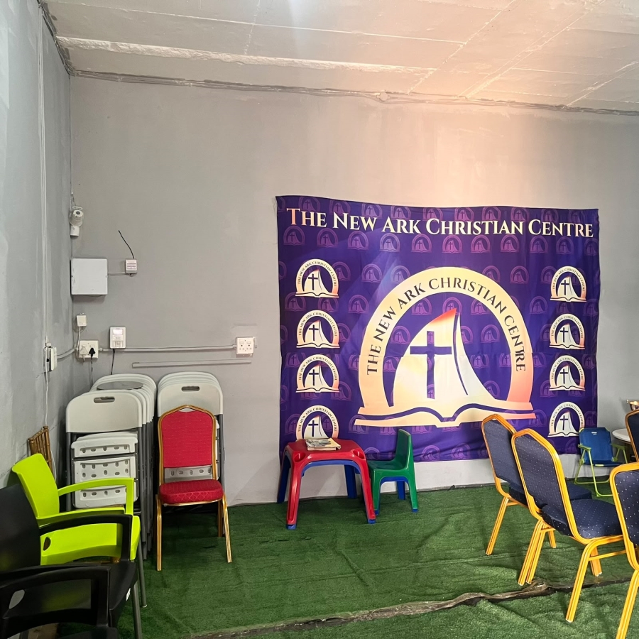 To Let Commercial Property for Rent in Mondeor Gauteng