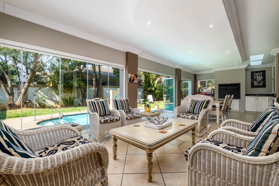 5 Bedroom Property for Sale in Northcliff Gauteng