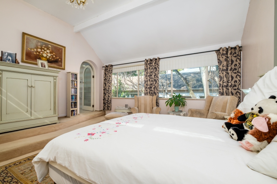 5 Bedroom Property for Sale in Northcliff Gauteng