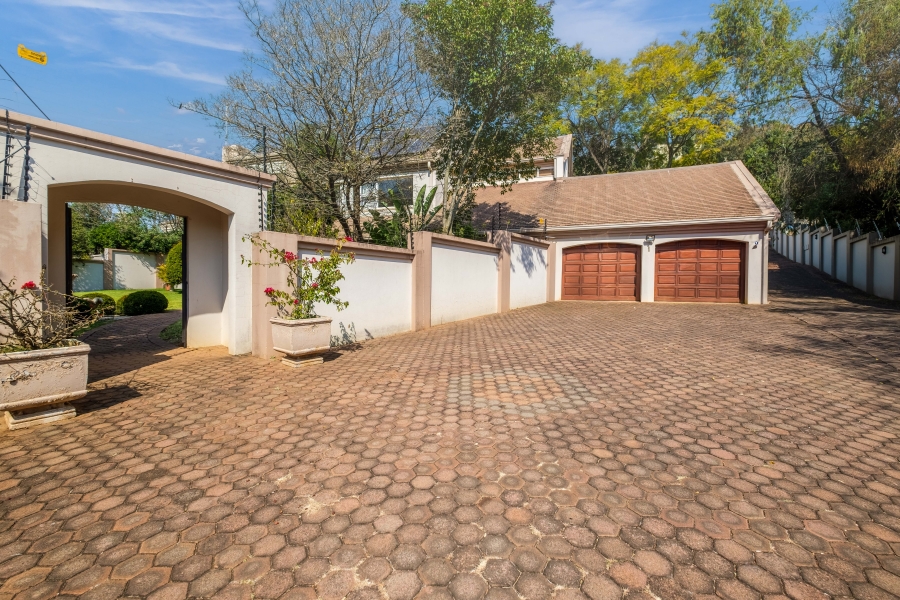 5 Bedroom Property for Sale in Northcliff Gauteng