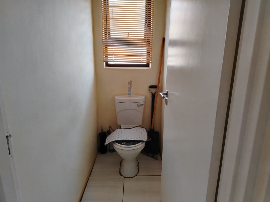 3 Bedroom Property for Sale in Dawn Park Gauteng