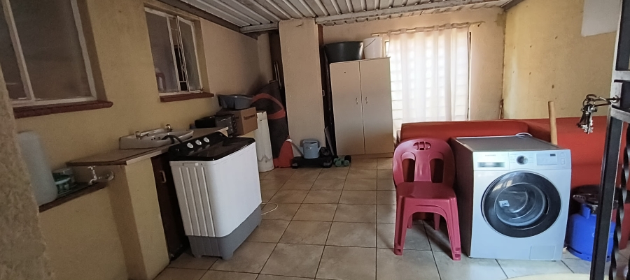3 Bedroom Property for Sale in Witpoortjie Gauteng